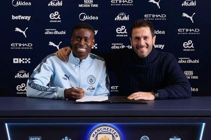 360体育-格伊完成3000万英镑的曼城转会!立刻给利物浦和阿森纳的伤口撒盐|英格兰|格伊转会|水晶宫|狼队|博德闪耀_新浪体育_新浪新闻