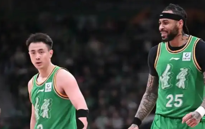 360体育官网-2换1,王岚嵚被交易?目标曝光,后卫,巅峰18+4,杨鸣或期待|辽宁男篮|张帆|北控男篮|同曦男篮|张镇麟_新浪体育_新浪新闻