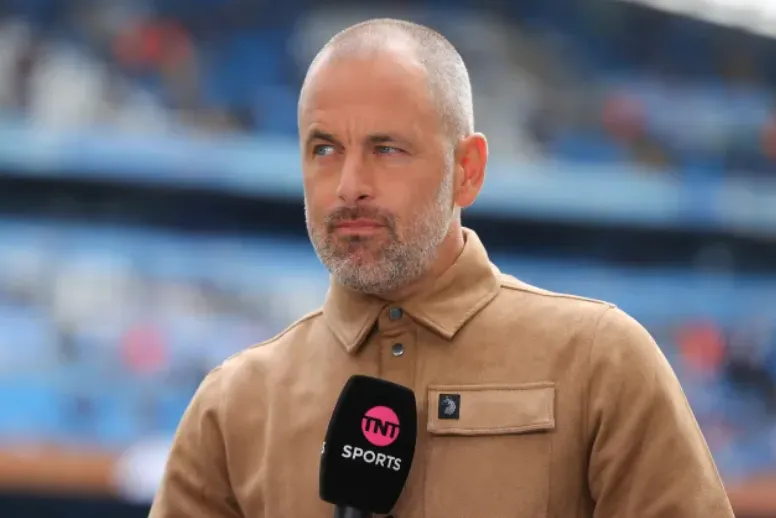 360体育下载-乔-科尔:若曼城在安菲尔德输球,那冠军就是阿森纳的了